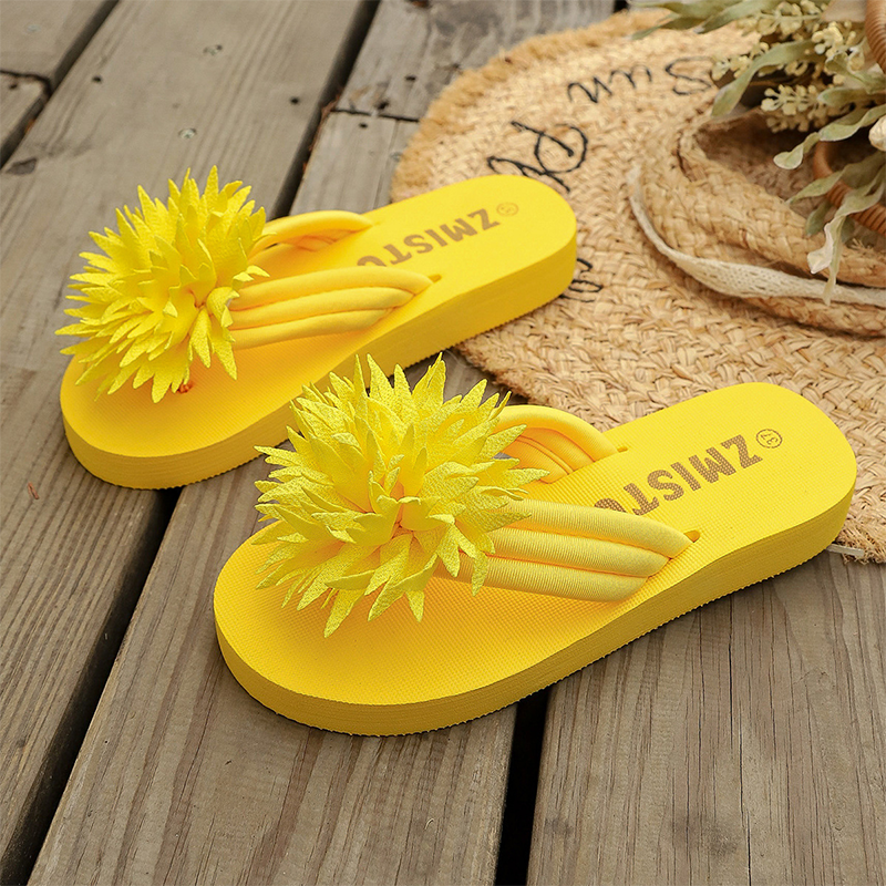 Blommiga Flipflops för Damer – Lätta Sommartofflor