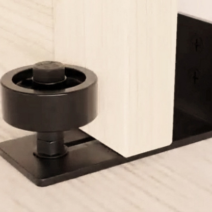 🚪 50 % RABATT NU! 🔧 Kraftig väggmonterad golvstyrning – justerbar, tyst rullning & hållbar – perfekt för skjutdörrar i hemmet 🏠