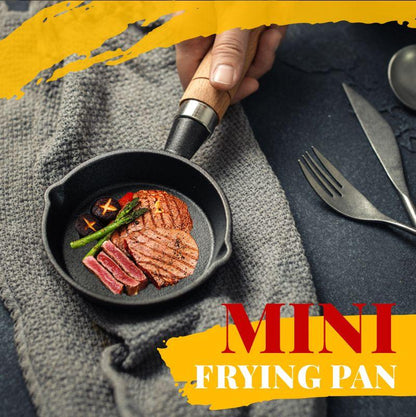 📢📢 NU 50% RABATT & I LAGER ⏰ 🍳 Mini Gjutjärnspanna 10 cm – Hälsosamt Gjutjärn, Jämn Värme & Trähandtag ✨