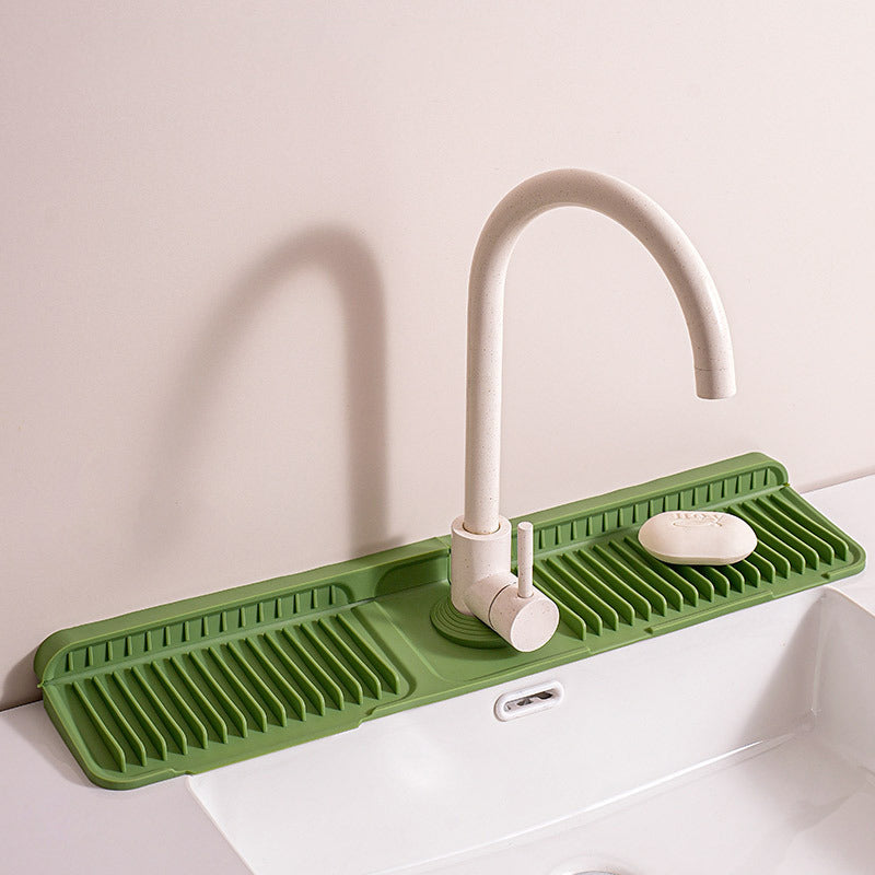 🧼 50% RABATT NU! Snabbtorkande silikonmatta för kranar – 5° lutning, halkskydd & livsmedelssäker – perfekt för kök och badrum 🚿✨