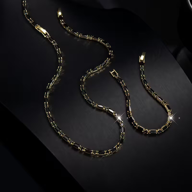 ✨ 50 % RABATT NU! 💎 Glittrande smyckeset för män – halsband & armband – kubisk zirkonia – perfekt för vardag och fest 🖤