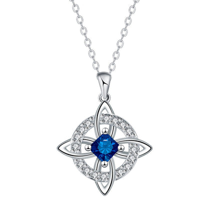 Elegant keltisk knutpendelhalsband