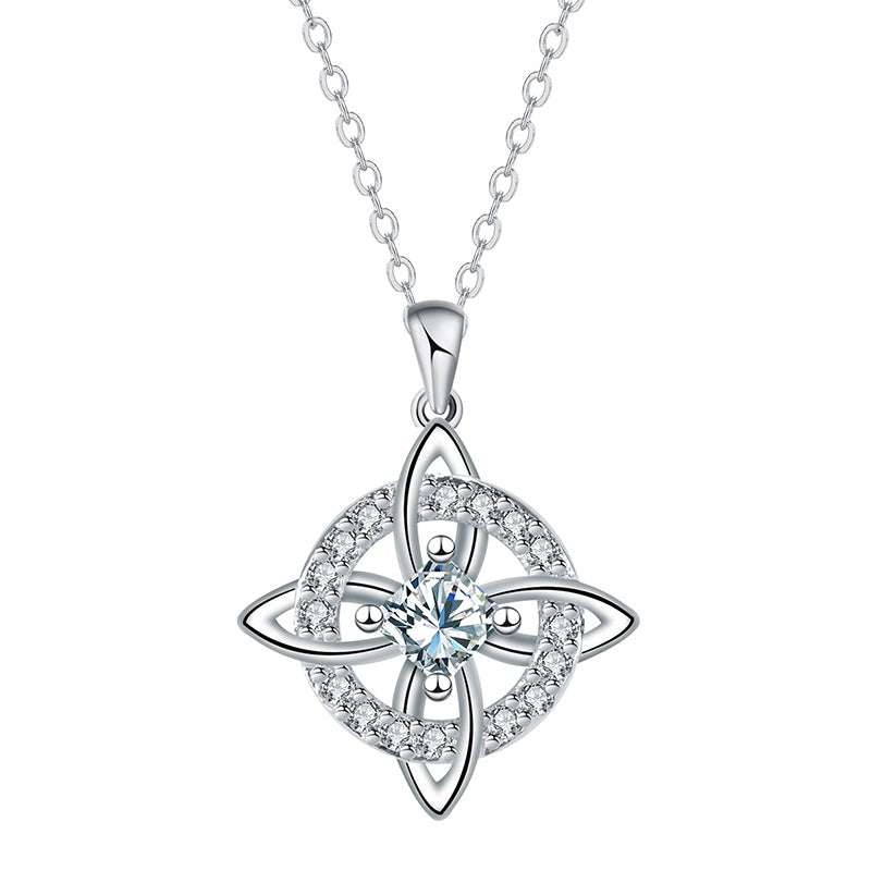 Elegant keltisk knutpendelhalsband