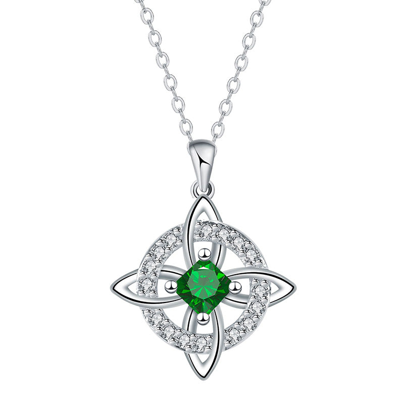 Elegant keltisk knutpendelhalsband