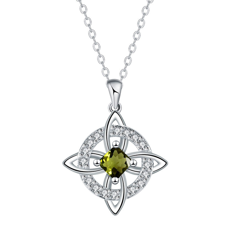 Elegant keltisk knutpendelhalsband