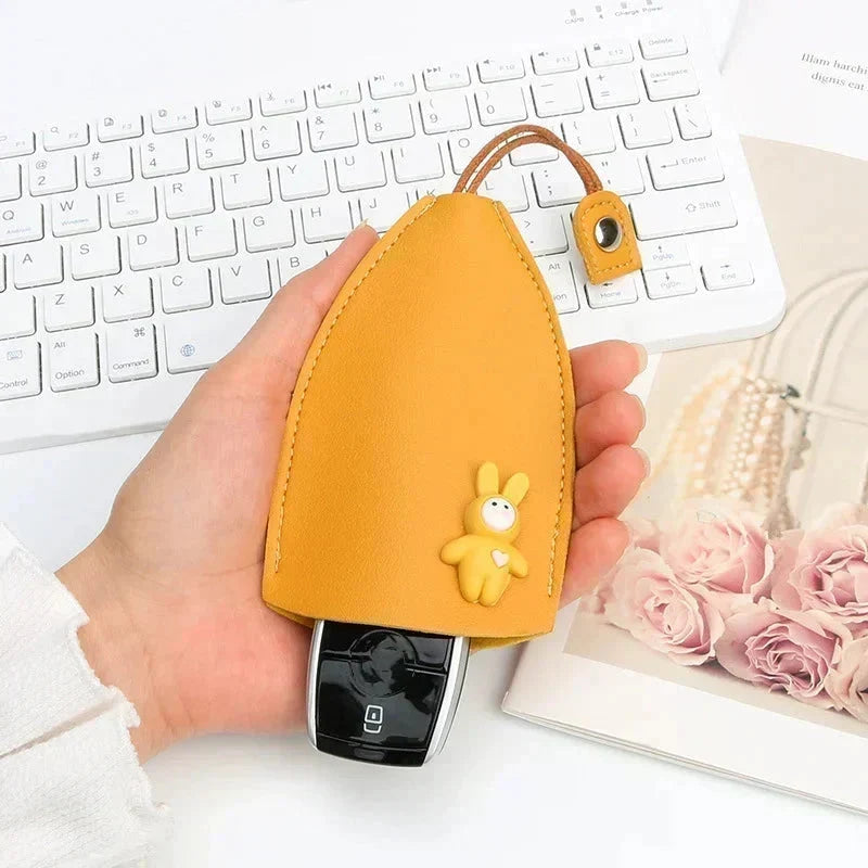 🐰 50 % RABATT NU! 🔑 Söt kaninformad nyckelväska – högkvalitativt läder, dolda nyckelringar & perfekt gåva ✨